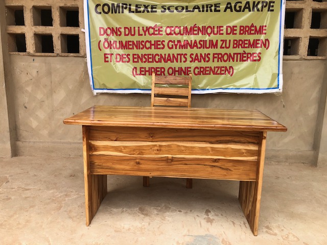 CS-AGAKPE-Achat de meuble pour la direction du College